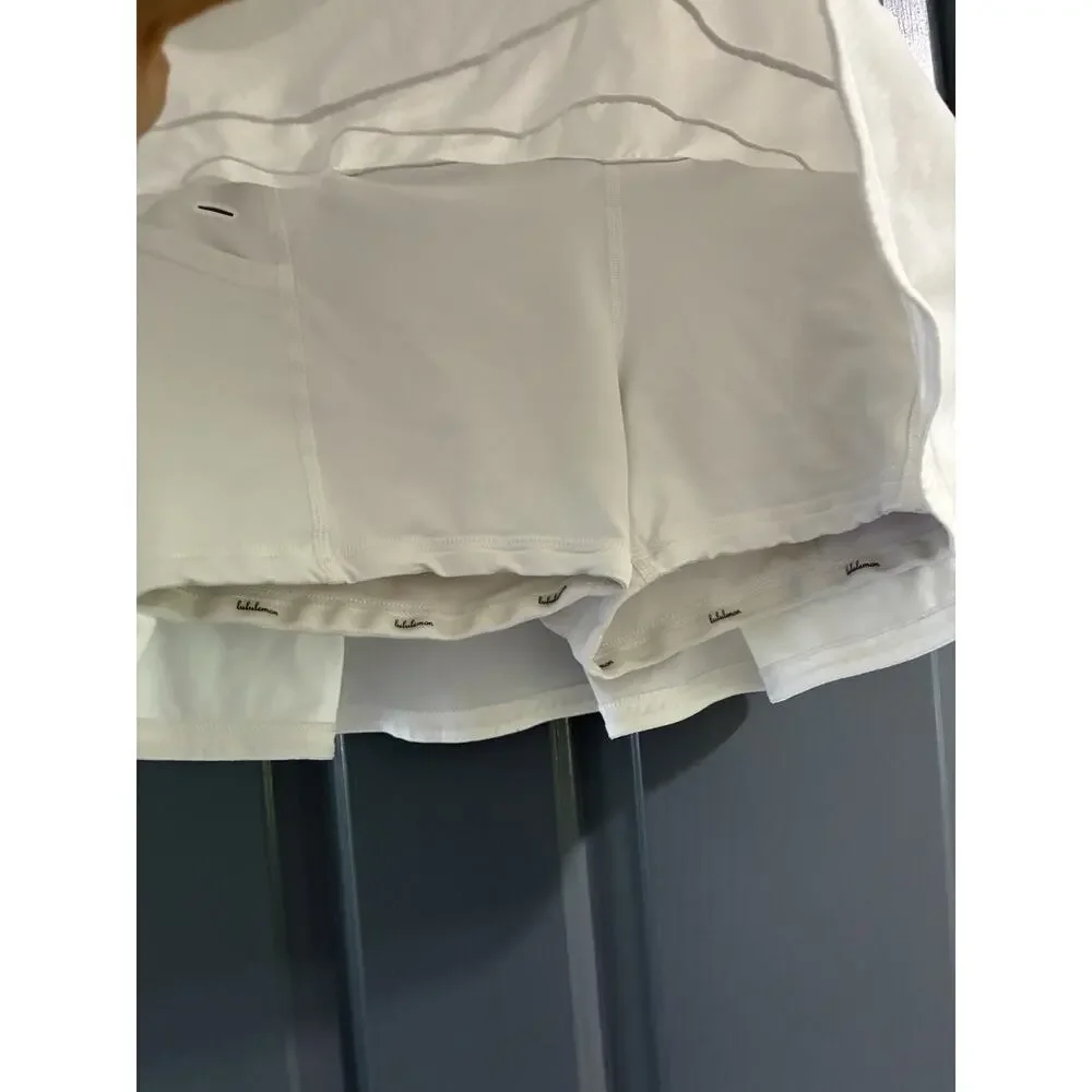 Lululemon Pace Rival Skirt Size 6 WHITE Mid-Rise Length *12” Excellent Cond